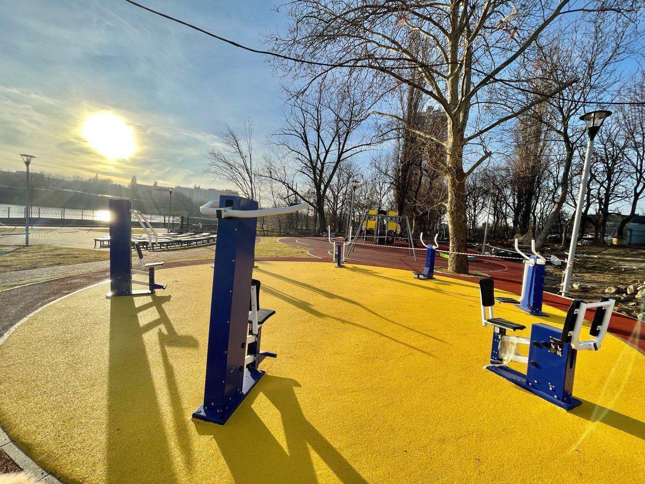 Фото №5: 2-комнатная квартира 66 м² - Краснодар, ЖК Дом у Озера, Карасунский внутригородской округ, жилой комплекс Дом у Озера, Центральный внутригородской округ, мкр. Черёмушки, ул. Селезнёва, 104/1