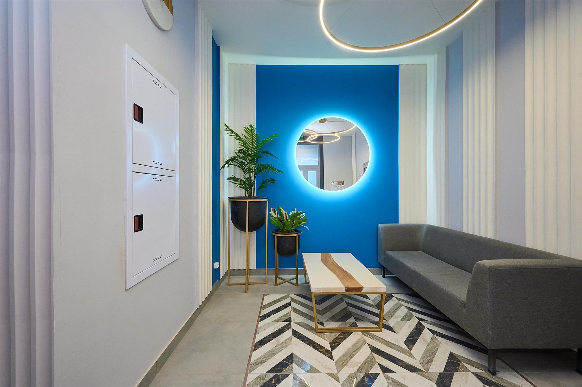 Фото №1: 2-комнатная квартира 66 м² - Краснодар, ЖК Дом у Озера, Карасунский внутригородской округ, жилой комплекс Дом у Озера, Центральный внутригородской округ, мкр. Черёмушки, ул. Селезнёва, 104/1