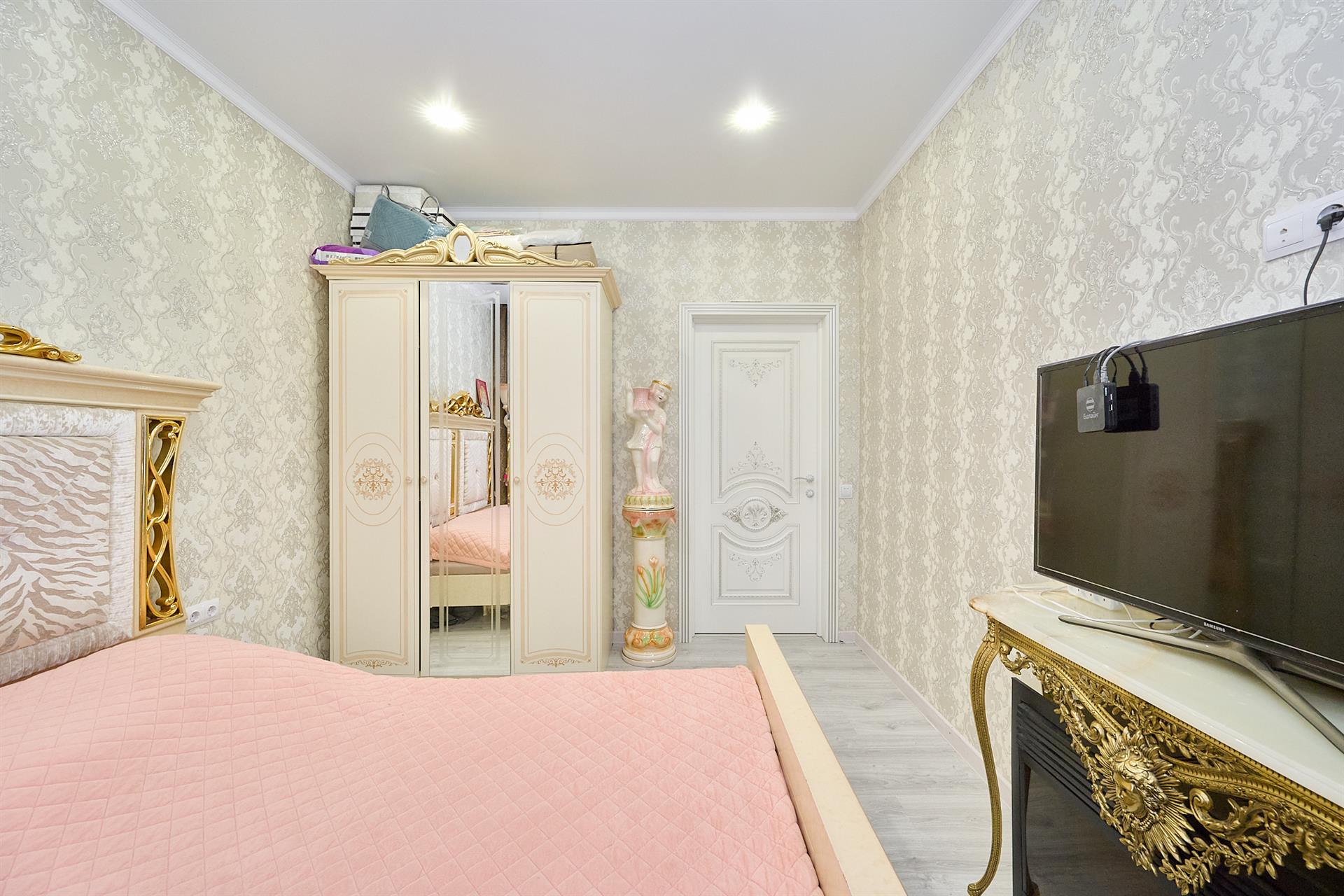 Фото №8: 2-комнатная квартира 87 м² - Краснодар, Прикубанский внутригородской округ, мкр. Любимово, 2/1