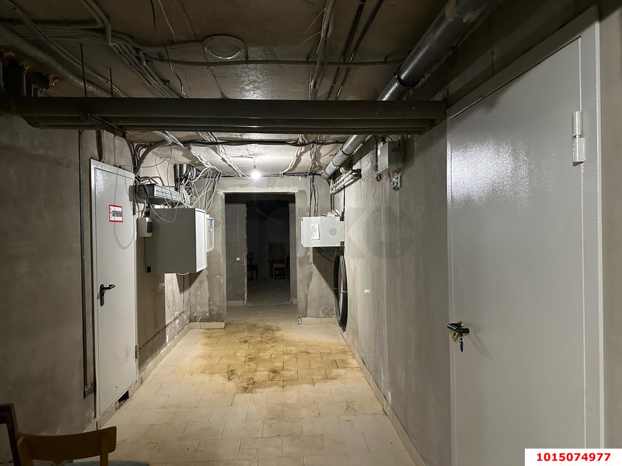 Фото №13: Торговое помещение 35 м² - Краснодар, Центральный, ул. Главная городская площадь