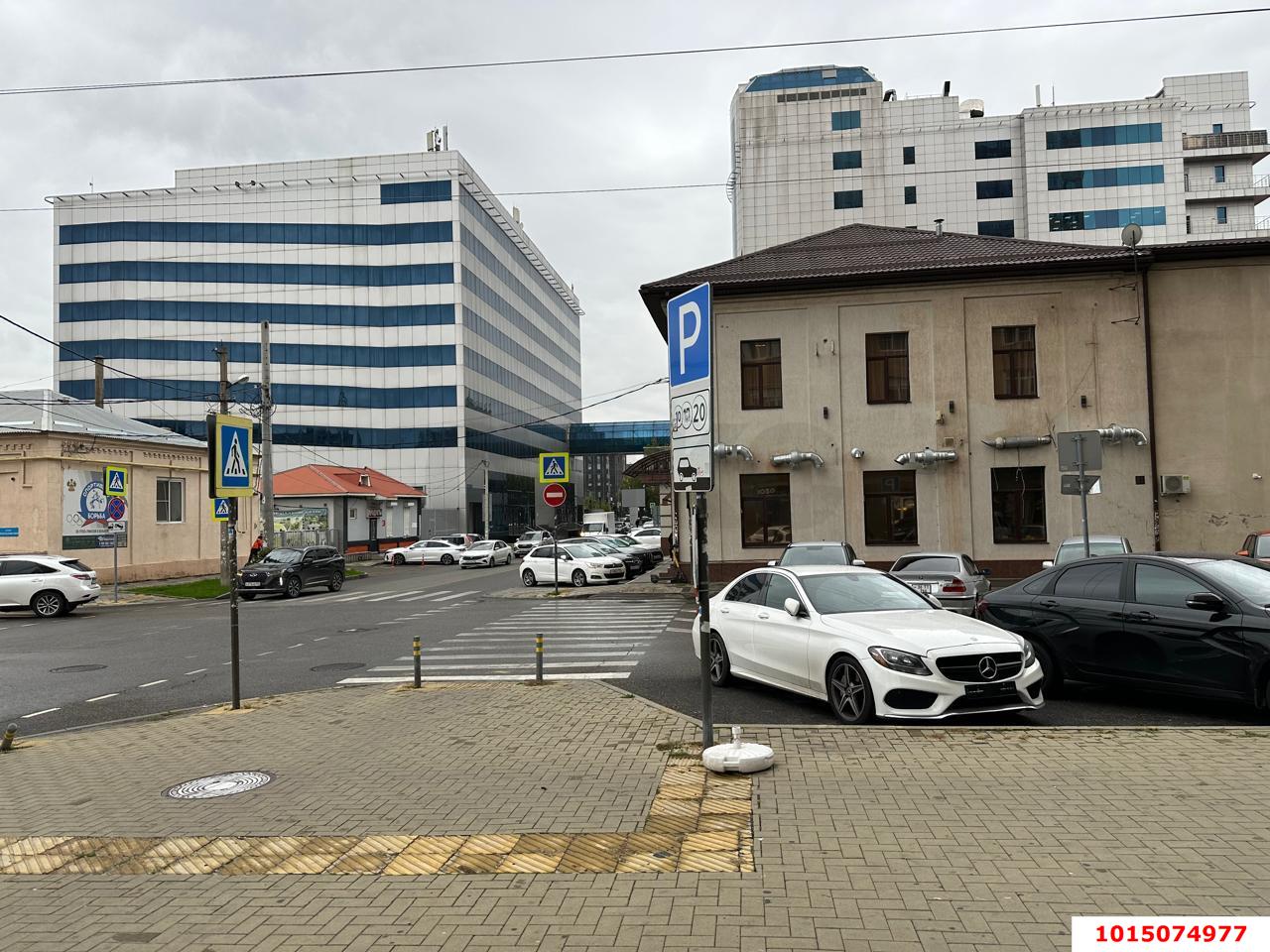 Фото №20: Торговое помещение 35 м² - Краснодар, Центральный, ул. Главная городская площадь