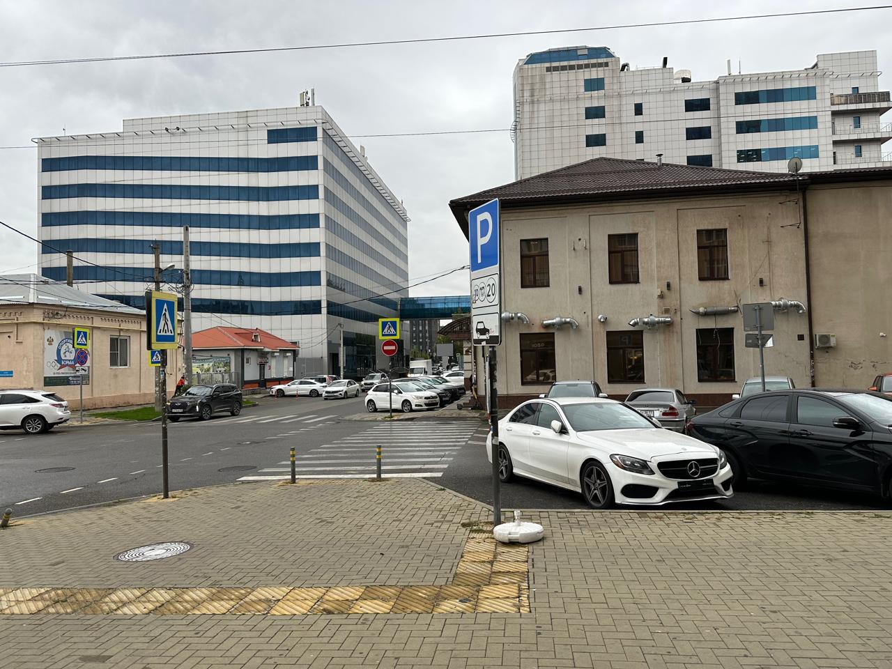 Фото №20: Коммерция 34 м² - Краснодар, жилой комплекс Южане, Карасунский внутригородской округ, Хлопчато-бумажный Комбинат, Прикубанский внутригородской округ, жилой комплекс Лиговский, Центральный внутригородской округ, Центральный, мкр. Микрохирургии глаза, ул. Главная городская площадь