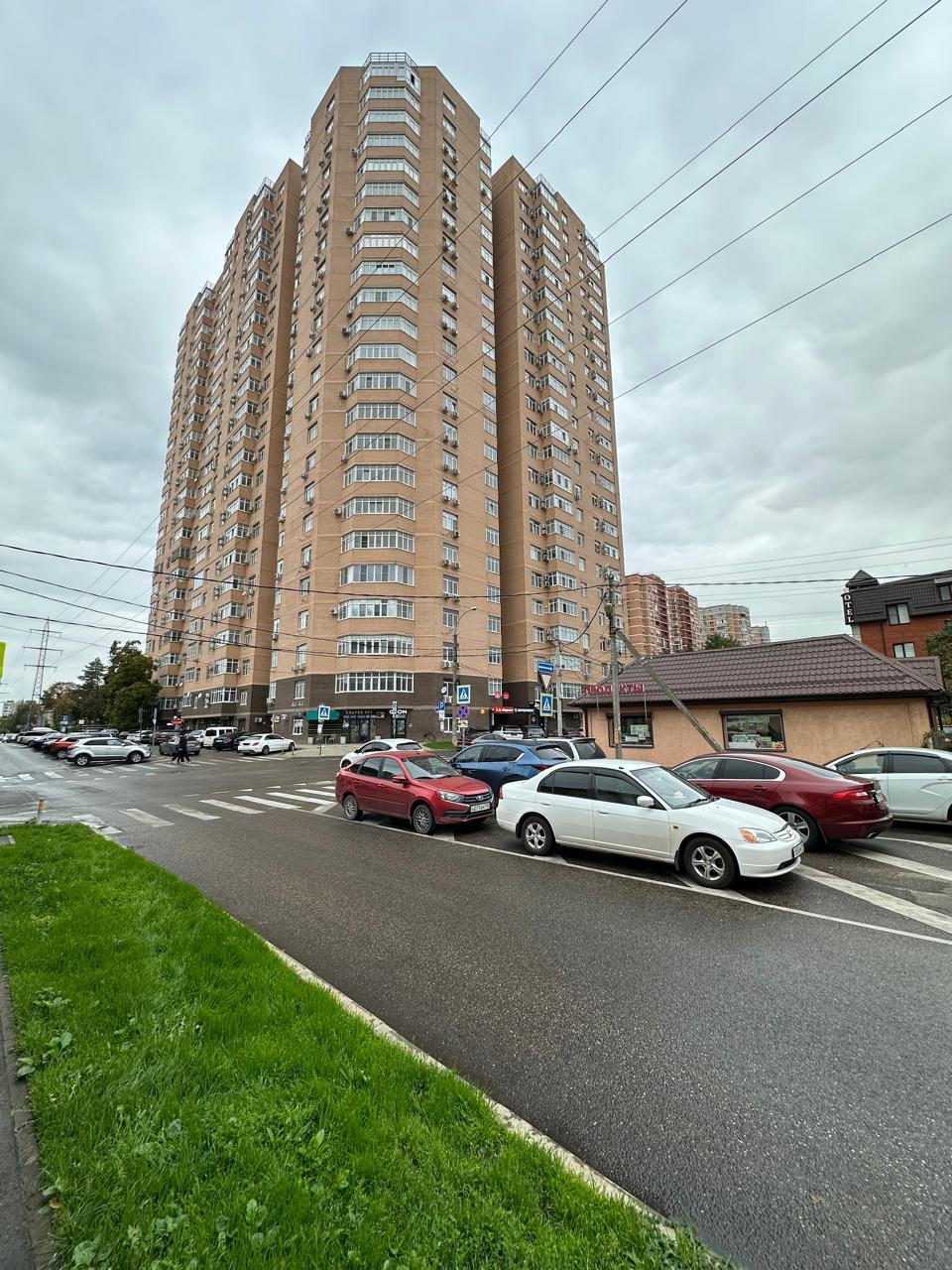 Фото №17: Коммерция 34 м² - Краснодар, жилой комплекс Южане, Карасунский внутригородской округ, Хлопчато-бумажный Комбинат, Прикубанский внутригородской округ, жилой комплекс Лиговский, Центральный внутригородской округ, Центральный, мкр. Микрохирургии глаза, ул. Главная городская площадь