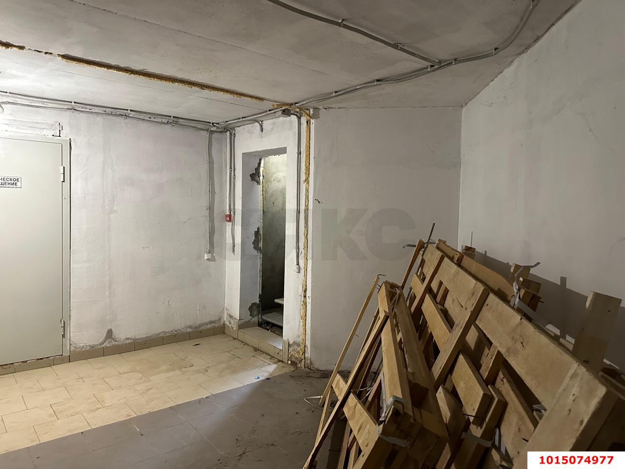 Фото №10: Торговое помещение 35 м² - Краснодар, Центральный, ул. Главная городская площадь