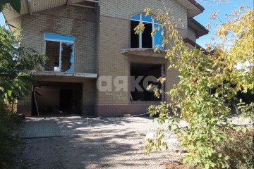 Фото №1: Дом 322 м² - Мариуполь, р. Жовтневый, ул. Осипенко, 39