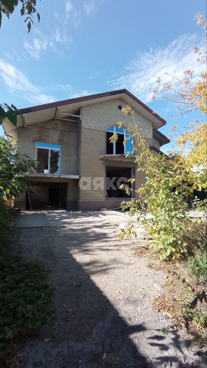 Фото №1: Дом 322 м² + 6 сот. - Мариуполь, Жовтневый, ул. Осипенко, 39