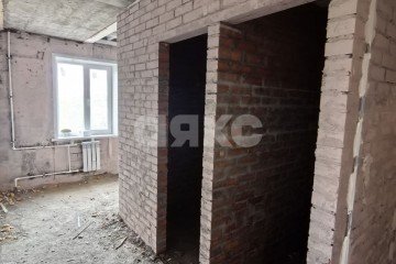 Фото №4: 4-комнатная квартира 76 м² - Мариуполь, мкр. Западный, ул. 50 лет СССР, 32