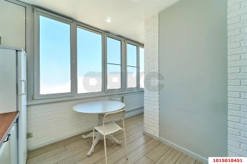 Фото №2: 1-комнатная квартира 45 м² - Краснодар, мкр. ЖК Бауинвест, ул. Героев-Разведчиков, 11/4