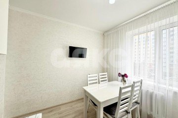 Фото №4: 3-комнатная квартира 74 м² - Нижнекамск, мкр. 34-й, ул. Рифката Гайнуллина, 16