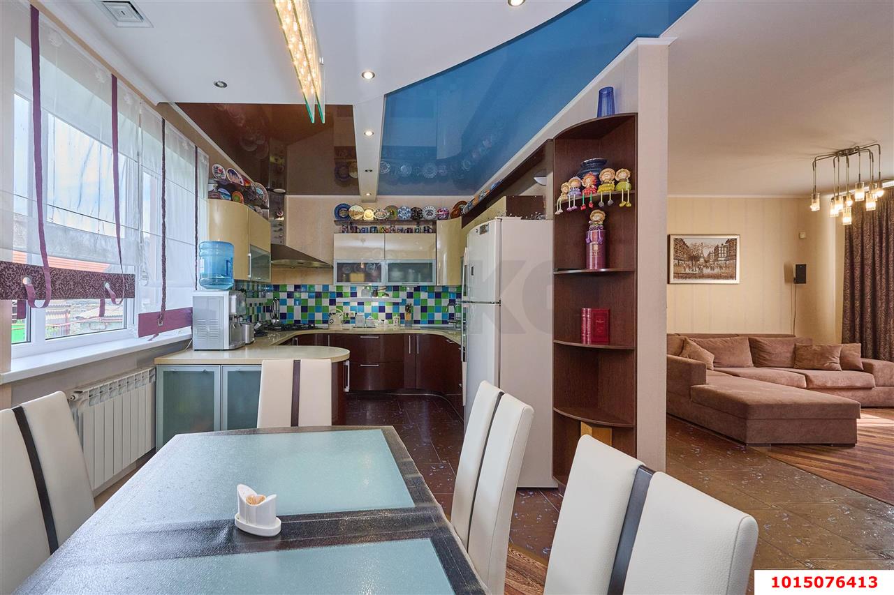 Фото №16: Дом 379 м² + 7.09 сот. - Краснодар, Западный внутригородской округ, мкр. Фестивальный, пр-д Брюсова, 87