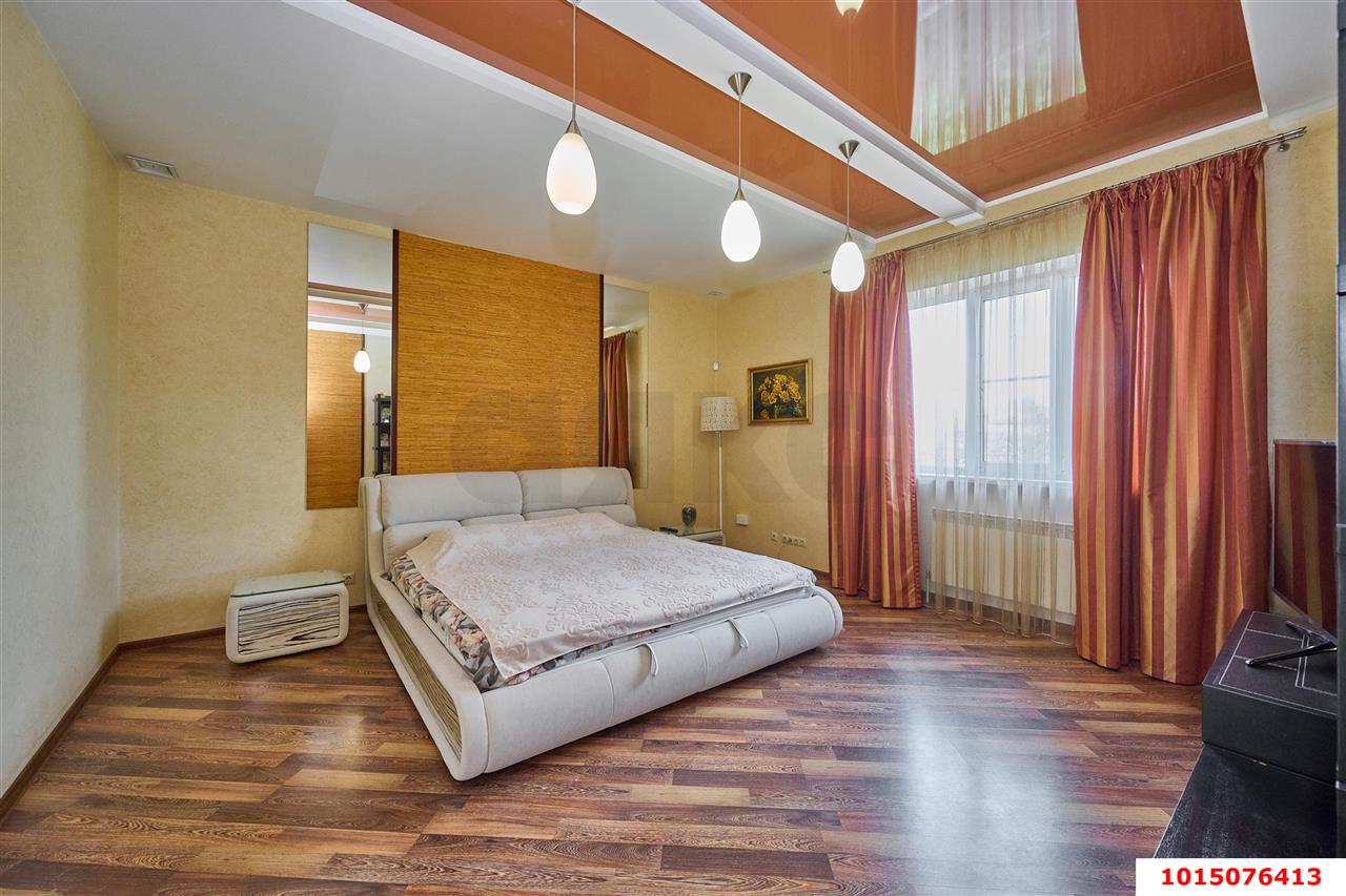 Фото №17: Дом 379 м² + 7.09 сот. - Краснодар, Западный внутригородской округ, мкр. Фестивальный, пр-д Брюсова, 87