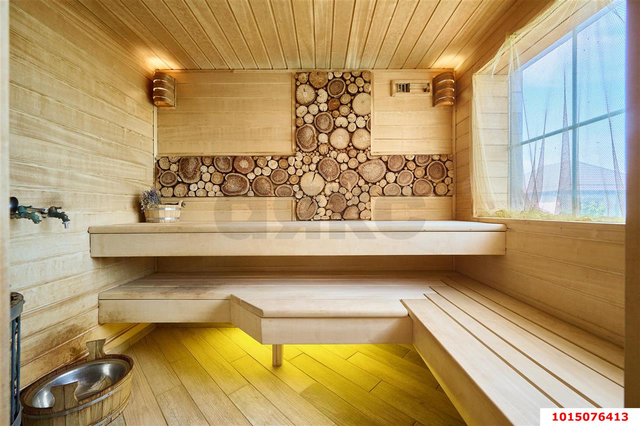 Фото №23: Дом 379 м² + 7.09 сот. - Краснодар, Западный внутригородской округ, мкр. Фестивальный, пр-д Брюсова, 87