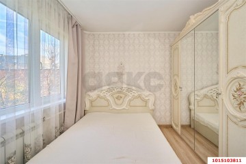 Фото №1: 4-комнатная квартира 61 м² - Краснодар, мкр. Фестивальный, ул. Атарбекова, 19