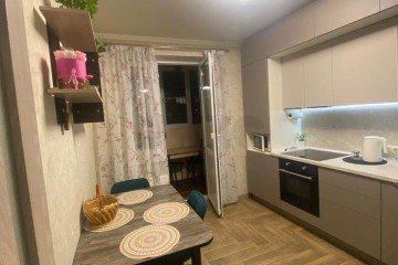 Фото №1: 2-комнатная квартира 58 м² - Краснодар, мкр. Светлоград, ул. Красных Партизан, 1/4к7