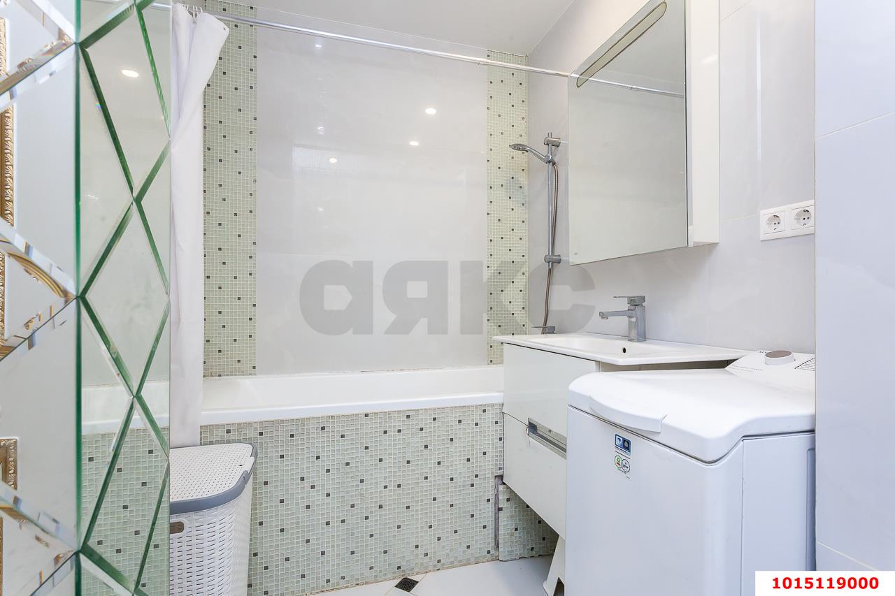 Фото №5: 3-комнатная квартира 80 м² - Краснодар, Прикубанский внутригородской округ, мкр. Военный городок № 109, ул. Кореновская, 61