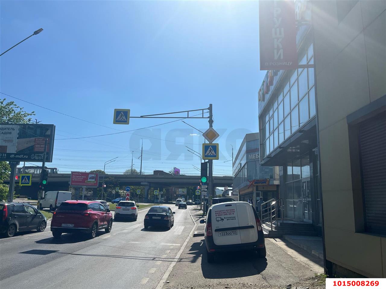 Фото №2: Торговое помещение 600 м² - Краснодар, Хлопчато-бумажный Комбинат, ул. Новороссийская, 7