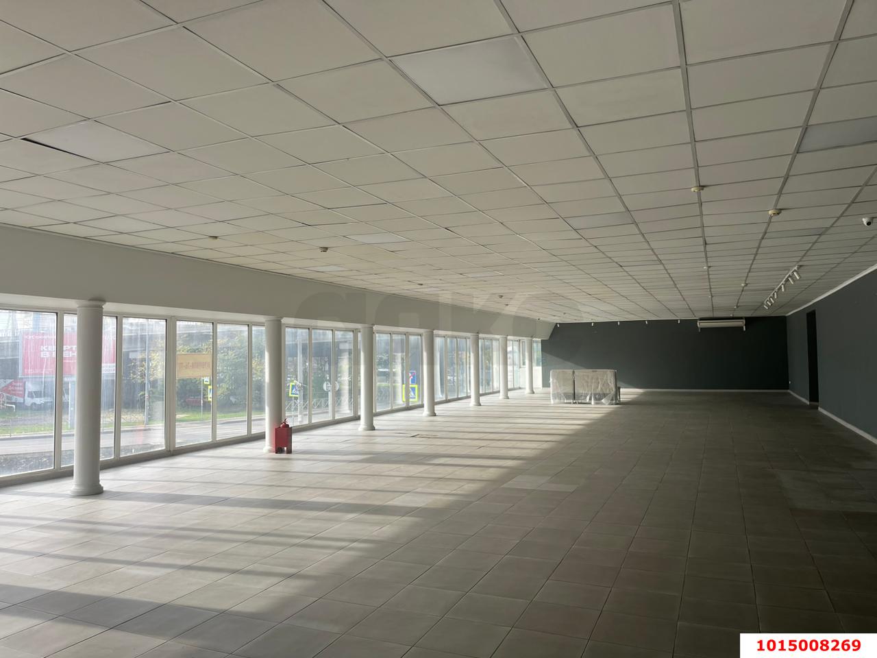 Фото №3: Торговое помещение 600 м² - Краснодар, Хлопчато-бумажный Комбинат, ул. Новороссийская, 7