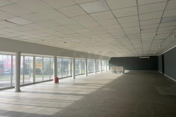 Фото №3: Торговое помещение 600 м² - Краснодар, мкр. Хлопчато-бумажный Комбинат, ул. Новороссийская, 7