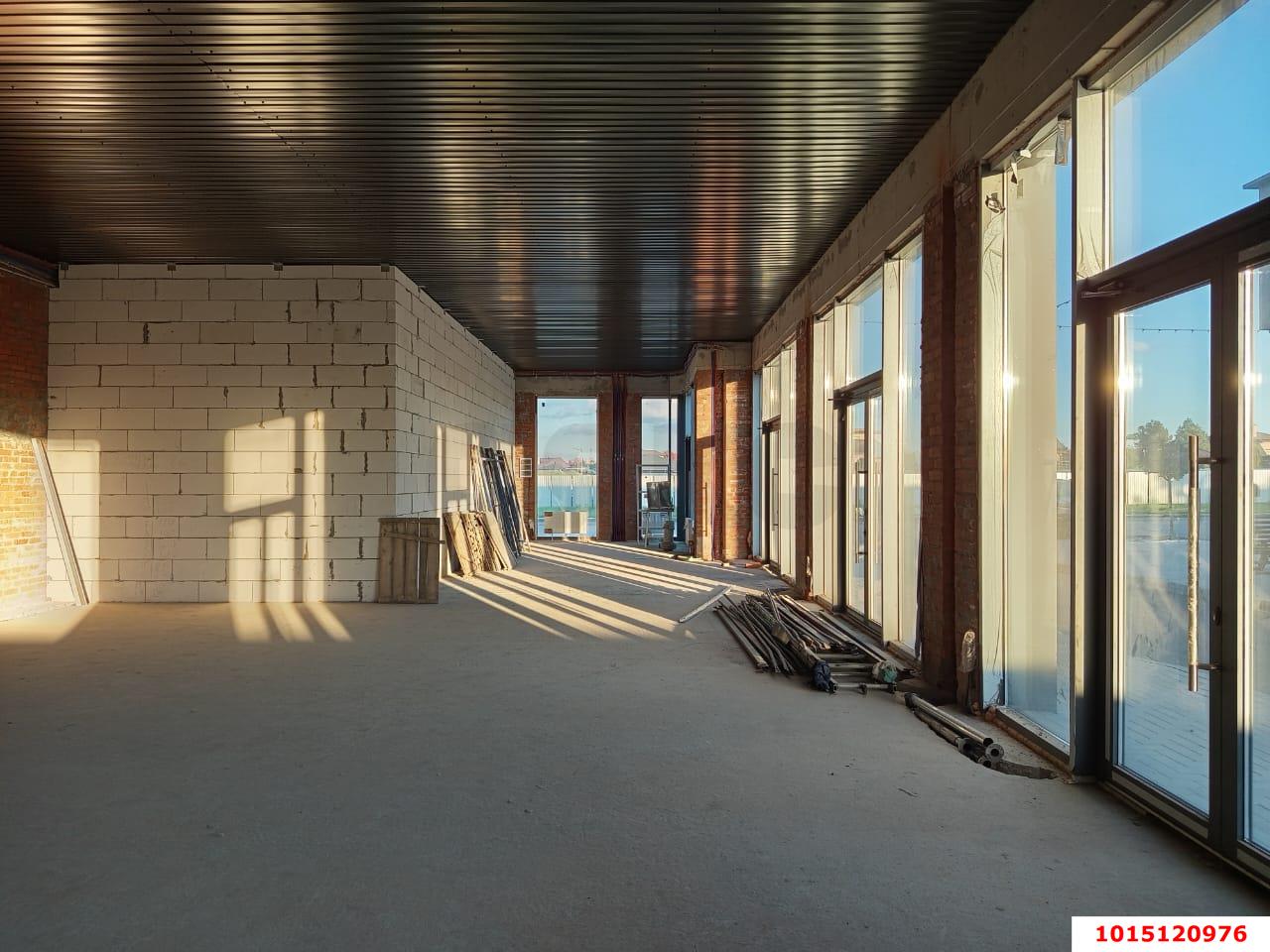 Фото №4: Коммерция 170 м² - Плодородный, мкр. Прикубанский внутригородской округ, пр-д Черёмуховый, 29