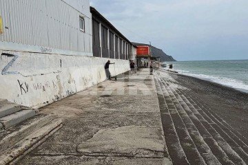 Фото №2: Коммерция 300 м² - Морское, ул. Лазурный Берег