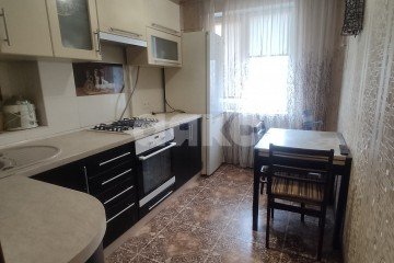 Фото №1: 3-комнатная квартира 62 м² - Мариуполь, мкр. 23-й, ул. 60 лет СССР, 22