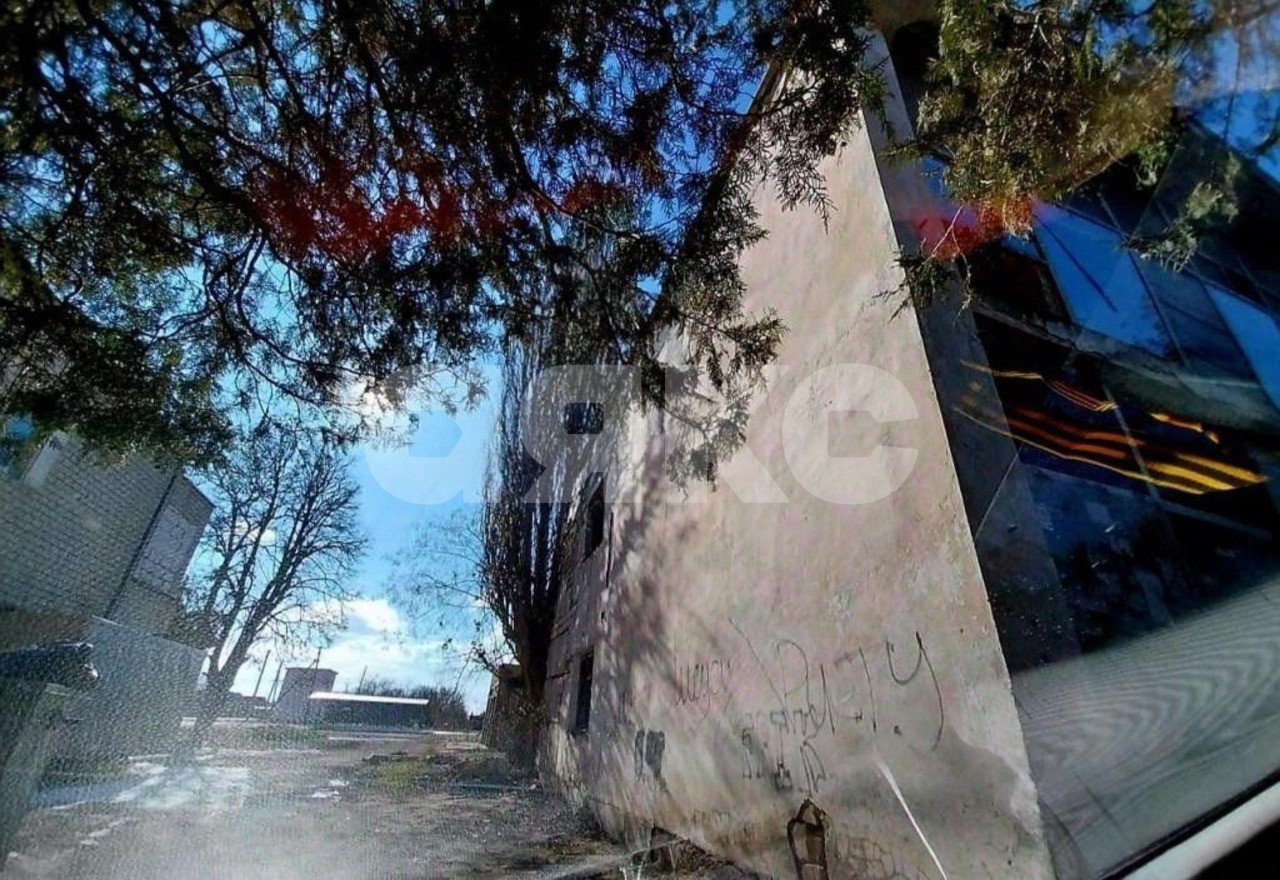 Фото №2: Коммерция 458 м² - Яркое Поле, пр-кт Красносельского