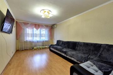 Фото №1: 3-комнатная квартира 70 м² - Краснодар, мкр. Юбилейный, пр-кт Чекистов, 23