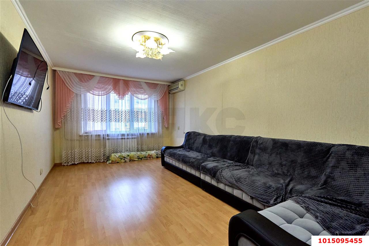 Фото №1: 3-комнатная квартира 70 м² - Краснодар, Юбилейный, пр-кт Чекистов, 23