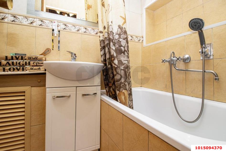 Фото №11: Дом 121 м² + 2.75 сот. - Краснодар, Западный внутригородской округ, мкр. Кожзавод, ул. Володи Головатого, 115