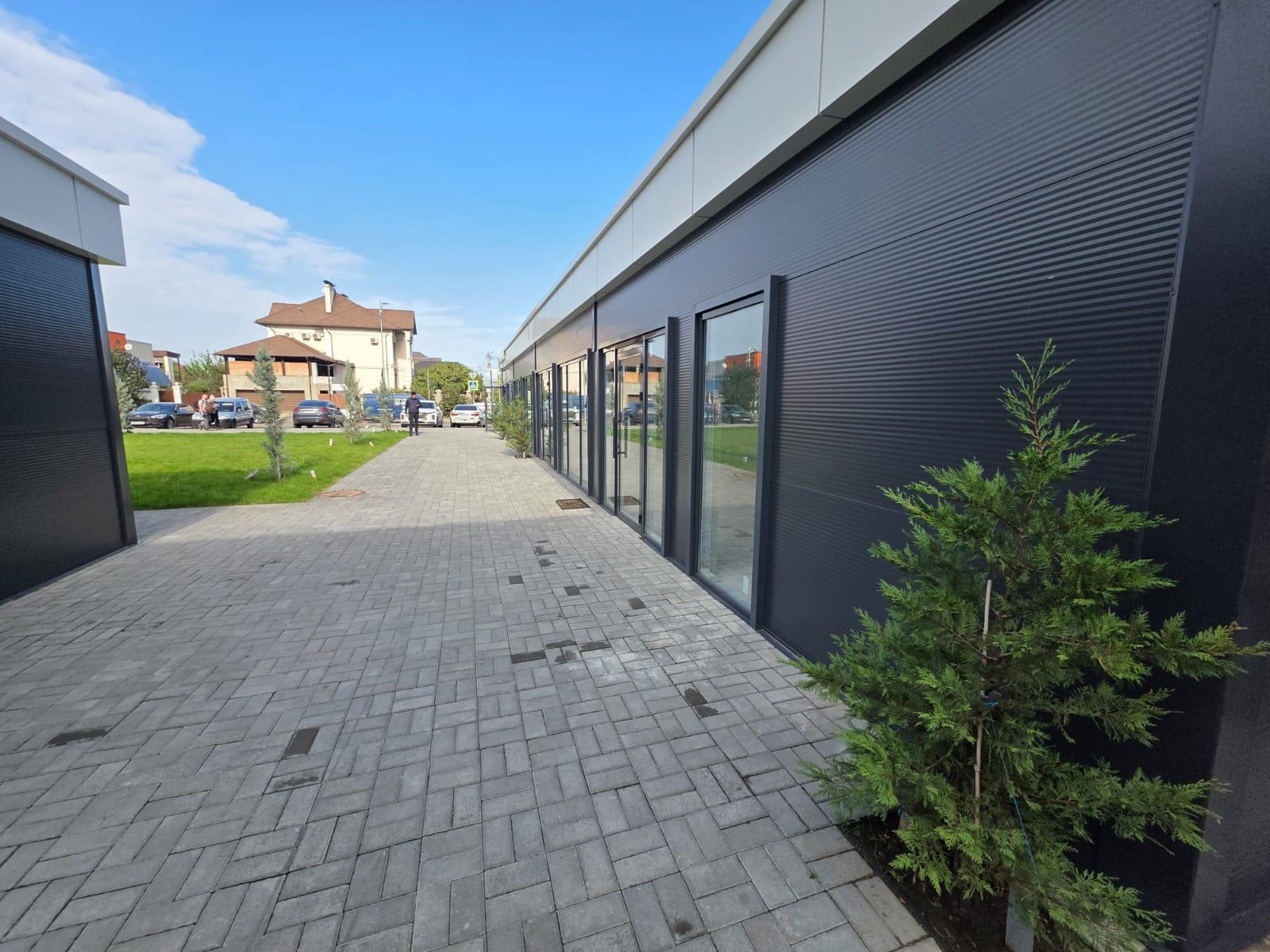 Фото №11: Коммерция 335 м² - Краснодар, Краевая Клиническая Больница, мкр. Прикубанский внутригородской округ, ул. Домбайская, 12