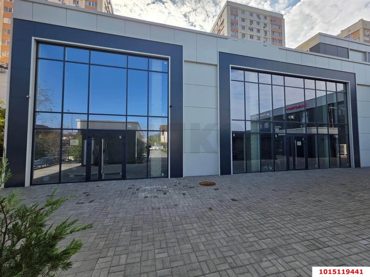 Фото №1: Отдельное здание 336 м² - Краснодар, Краевая Клиническая Больница, ул. Мурманская