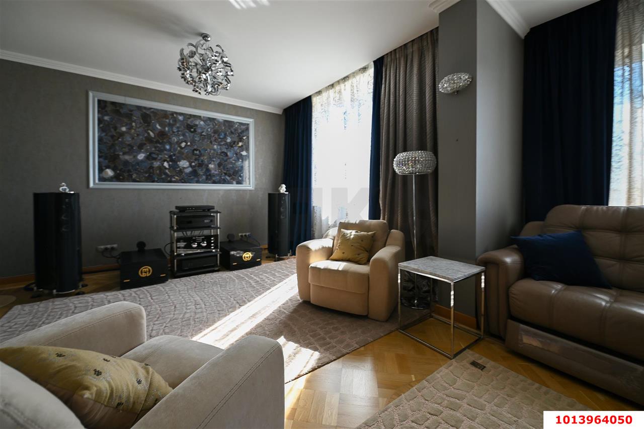 Фото №5: 4-комнатная квартира 210 м² - Краснодар, Центральный, ул. Кубанская набережная, 4