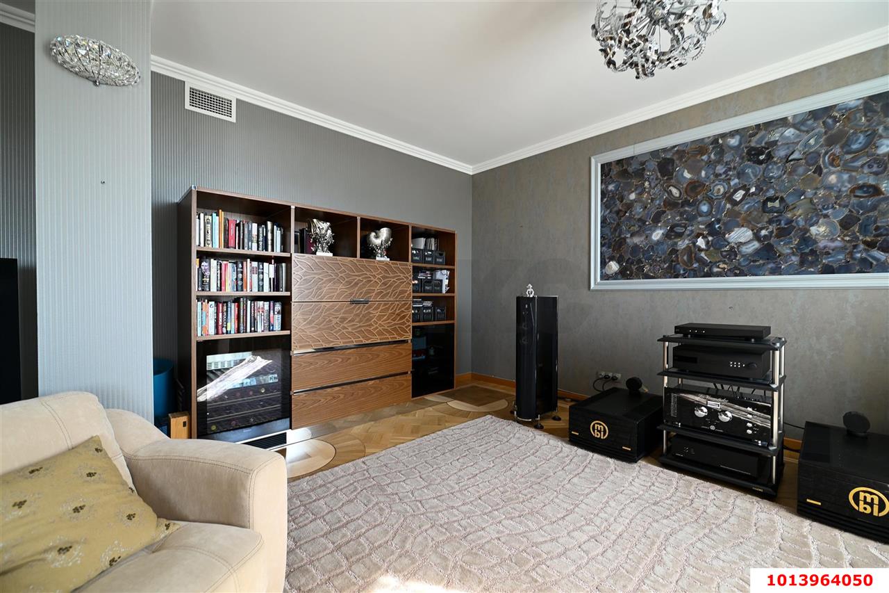 Фото №6: 4-комнатная квартира 210 м² - Краснодар, Центральный, ул. Кубанская набережная, 4