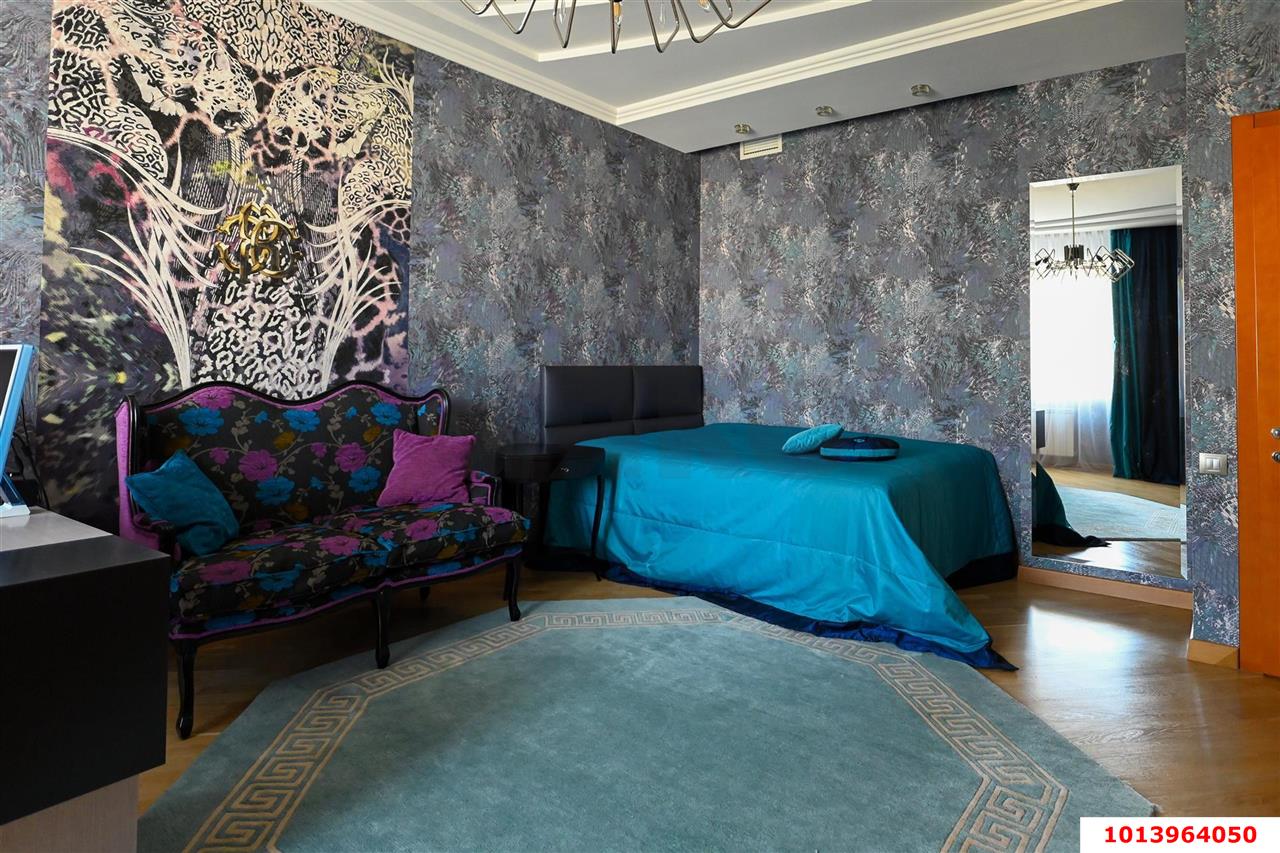 Фото №18: 4-комнатная квартира 210 м² - Краснодар, Центральный, ул. Кубанская набережная, 4