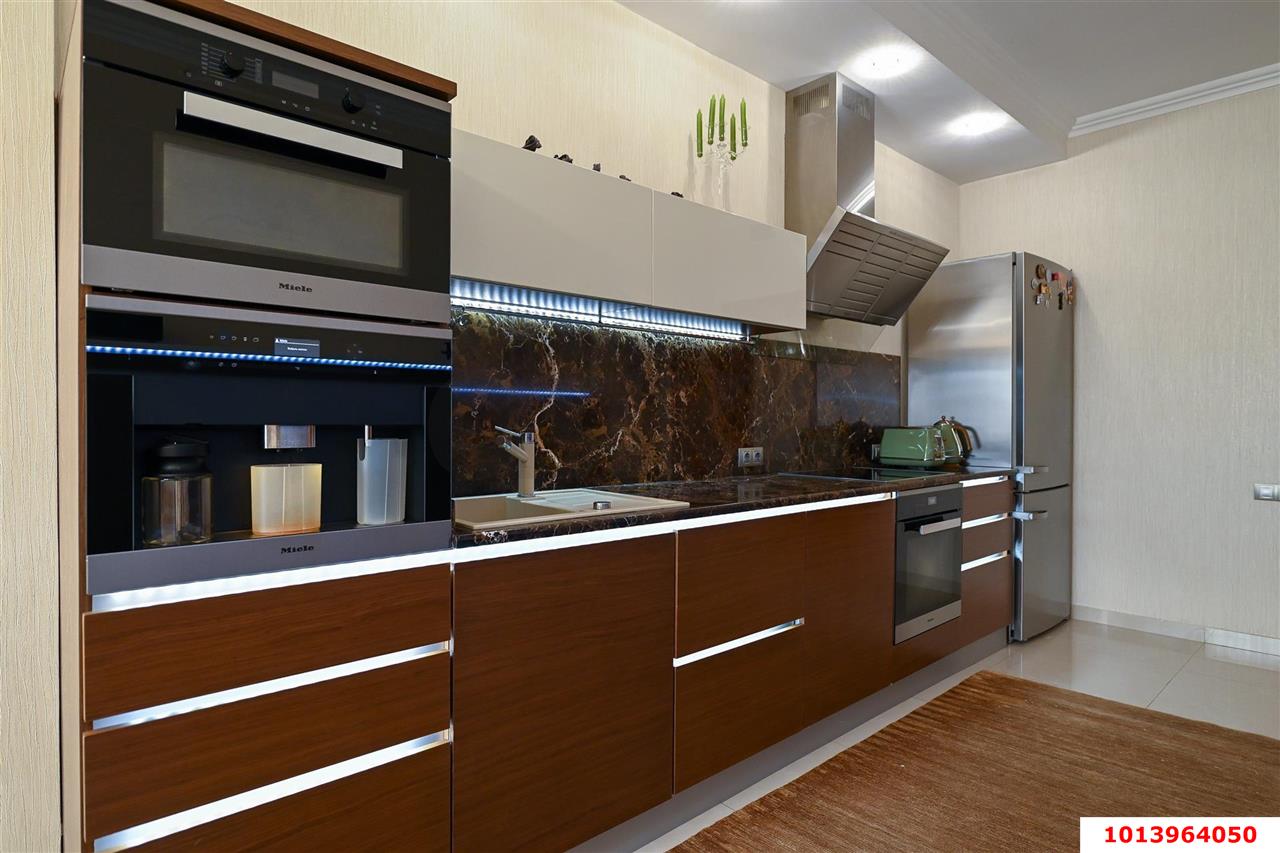 Фото №10: 4-комнатная квартира 210 м² - Краснодар, Центральный, ул. Кубанская набережная, 4