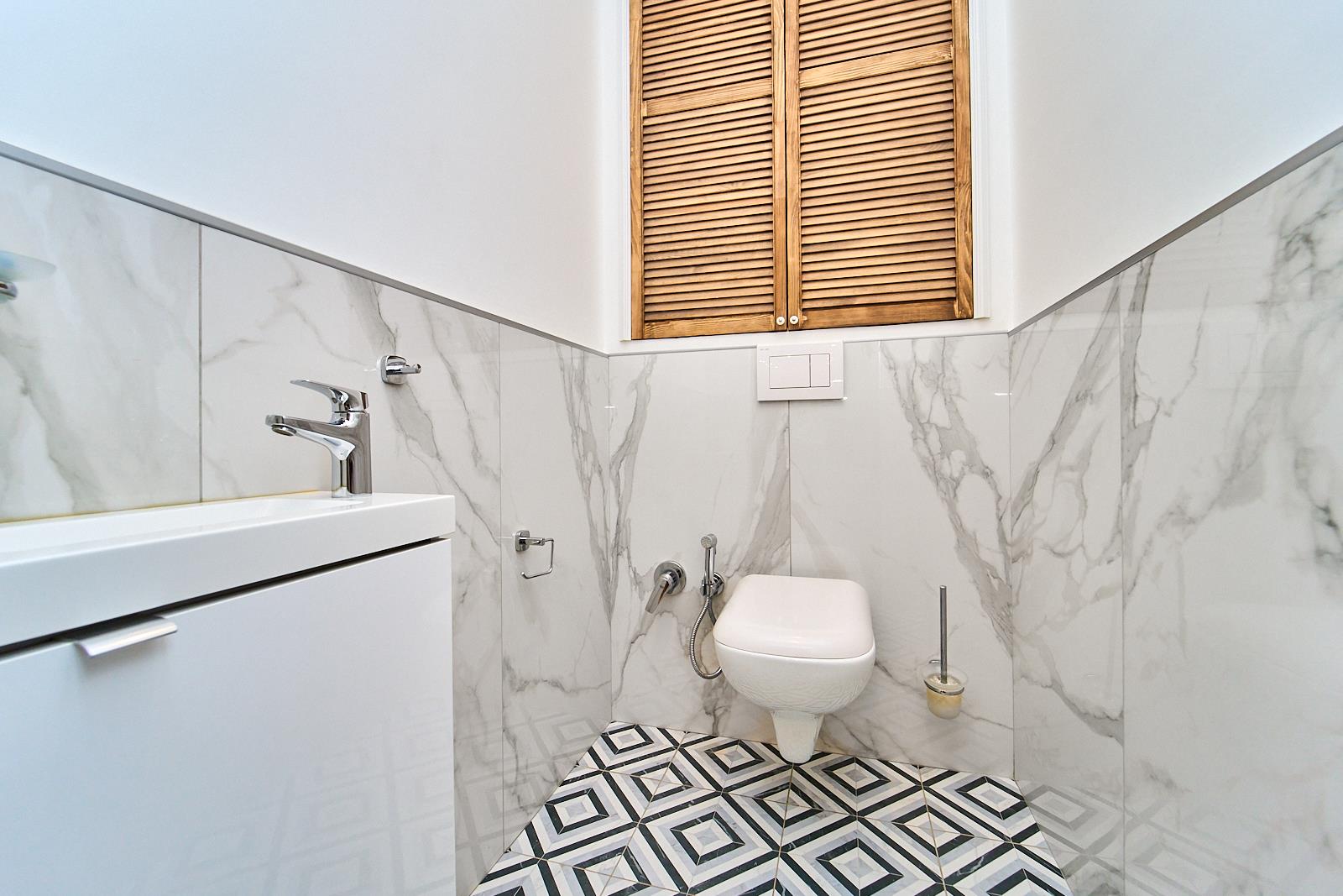 Фото №7: 3-комнатная квартира 106 м² - Краснодар, Западный внутригородской округ, мкр. Центральный, ул. Постовая, 33