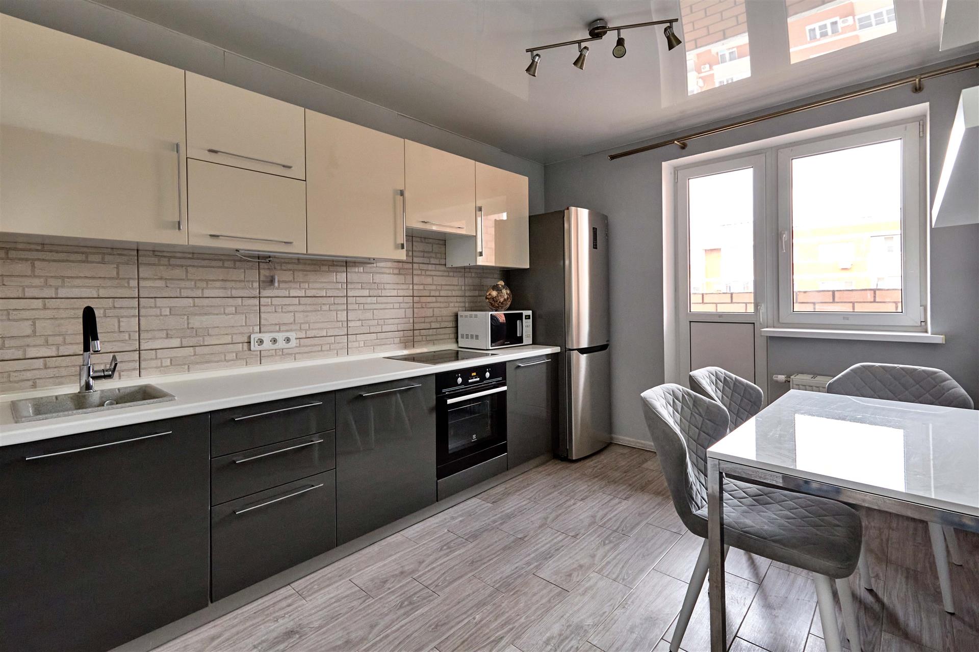 Фото №1: 2-комнатная квартира 50 м² - Краснодар, Прикубанский внутригородской округ, мкр. жилой комплекс Спортивная Деревня, ул. Западный Обход, 42к6