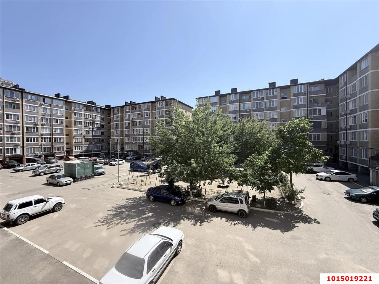 Фото №14: 1-комнатная квартира <span class="whitespace-nowrap">41 м²</span>, <span class="whitespace-nowrap">2/6 эт.</span> - Краснодар, Прикубанский внутригородской округ, мкр. Музыкальный, ул. имени Сергея Есенина, 112