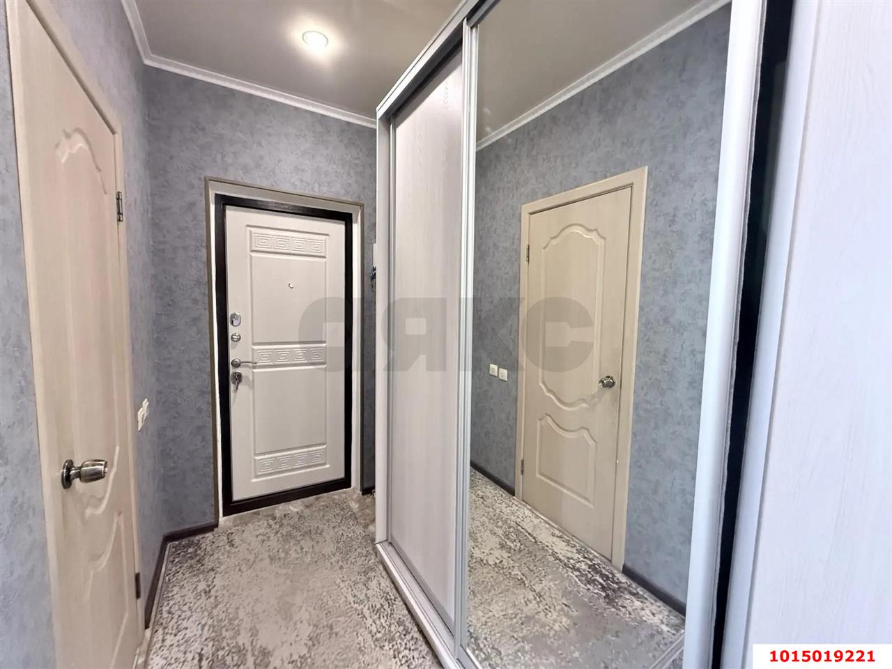 Фото №5: 1-комнатная квартира <span class="whitespace-nowrap">41 м²</span>, <span class="whitespace-nowrap">2/6 эт.</span> - Краснодар, Прикубанский внутригородской округ, мкр. Музыкальный, ул. имени Сергея Есенина, 112