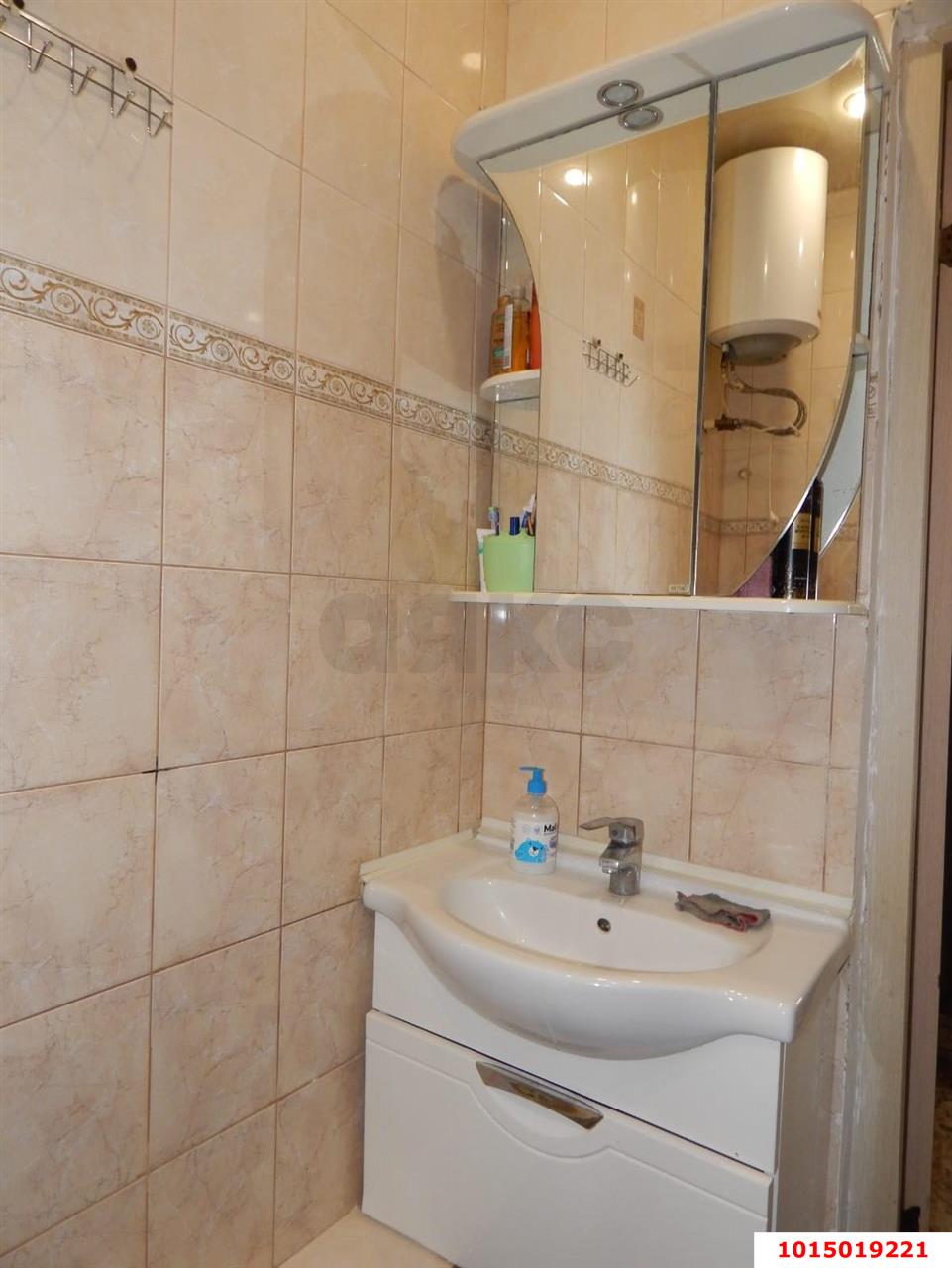 Фото №9: 1-комнатная квартира 41 м² - Краснодар, Прикубанский внутригородской округ, Музыкальный, мкр. Завод Радиоизмерительных Приборов, ул. имени Сергея Есенина, 121