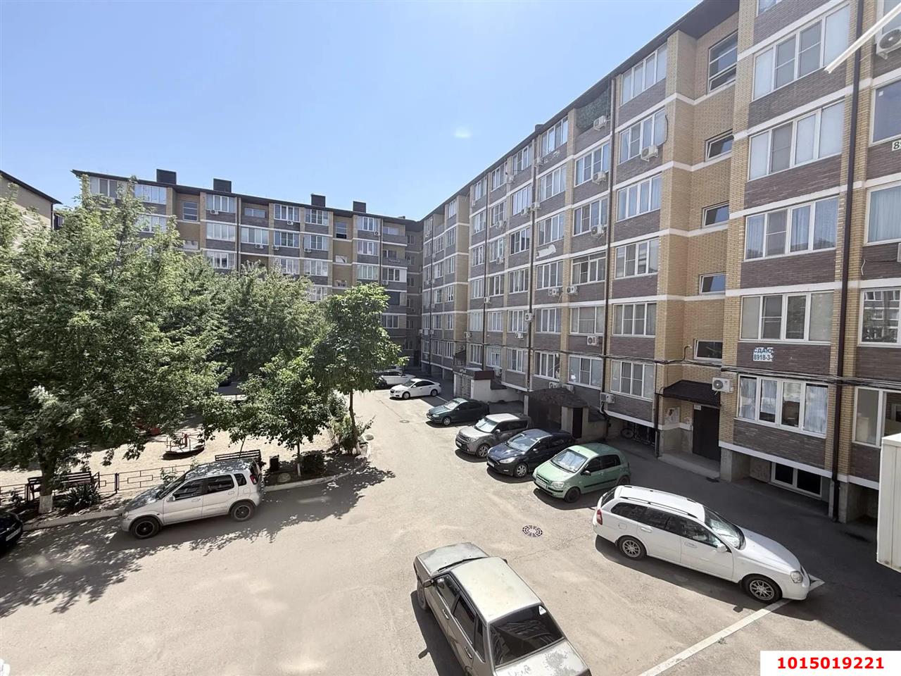 Фото №15: 1-комнатная квартира <span class="whitespace-nowrap">41 м²</span>, <span class="whitespace-nowrap">2/6 эт.</span> - Краснодар, Прикубанский внутригородской округ, мкр. Музыкальный, ул. имени Сергея Есенина, 112