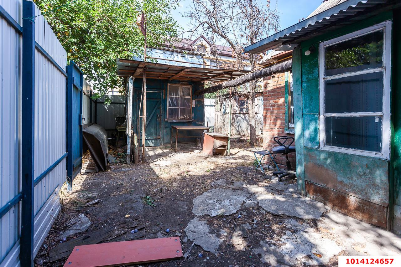 Фото №1: Часть дома 40 м² + 2 сот. - Краснодар, Центральный, ул. Кузнечные Ряды, 49