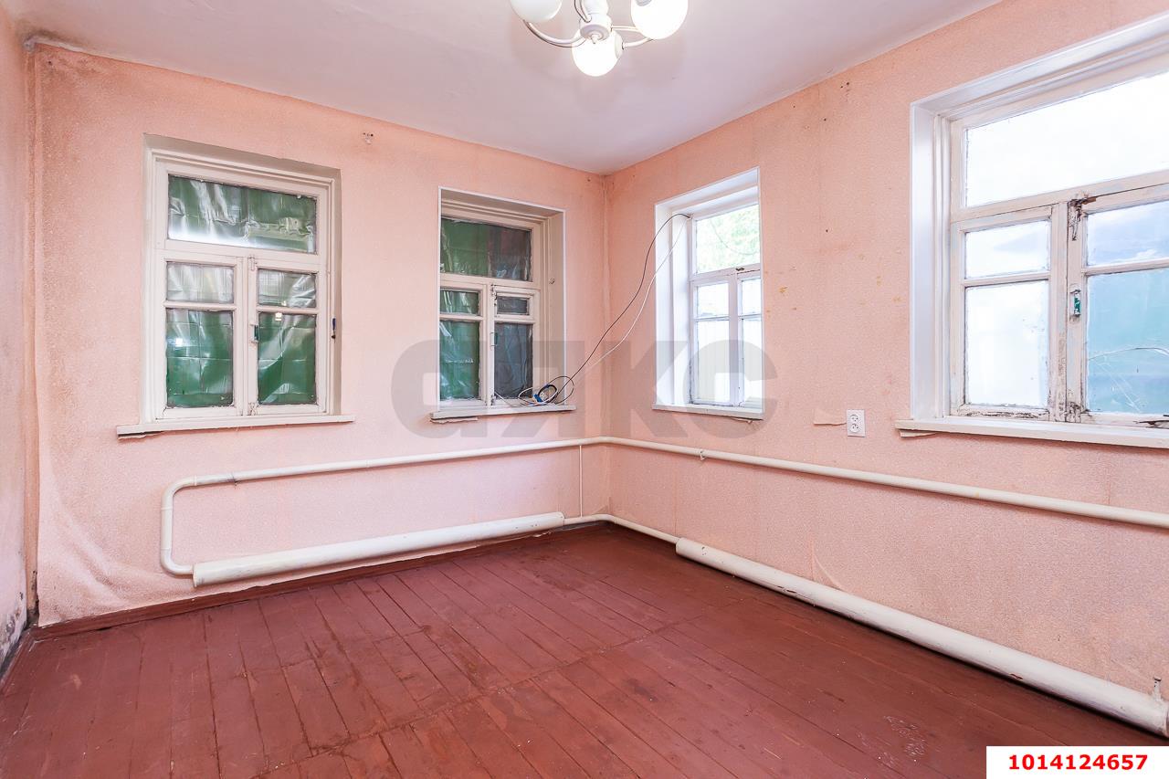 Фото №12: Часть дома 40 м² + 2 сот. - Краснодар, Центральный, ул. Кузнечные Ряды, 49