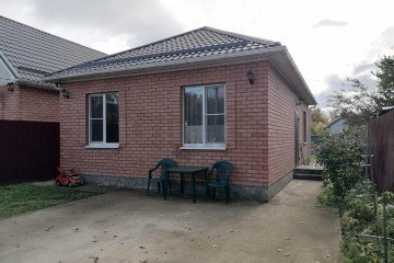 Фото №1: Дом 61 м² - Лазурный, мкр. Прикубанский внутригородской округ, ул. Майская, 10