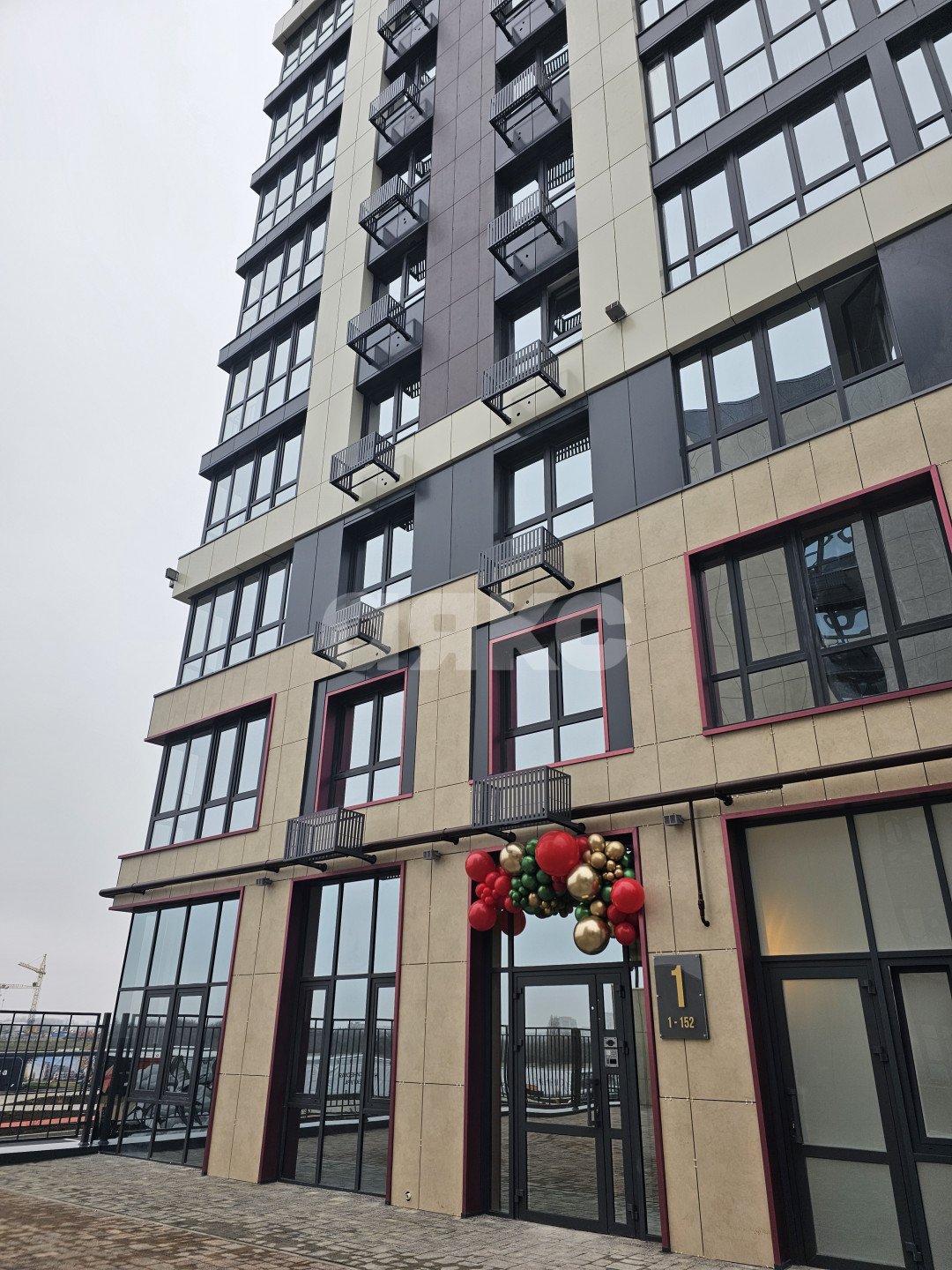 Фото №1: 2-комнатная квартира 67 м² - Ростов-на-Дону, Александровка, ул. Берберовская, 7/2