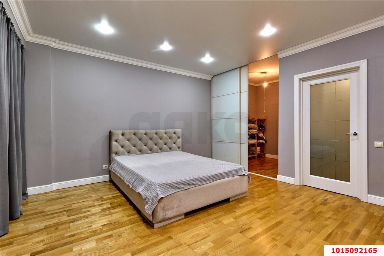 Фото №9: 2-комнатная квартира 110 м² - Краснодар, Центральный, ул. Будённого, 129