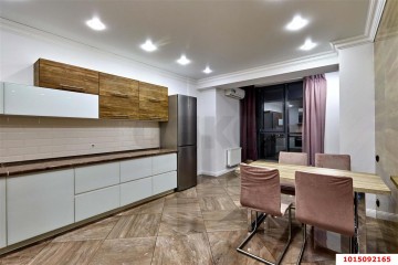 Фото №2: 2-комнатная квартира 95 м² - Краснодар, мкр. Центральный, ул. Будённого, 129