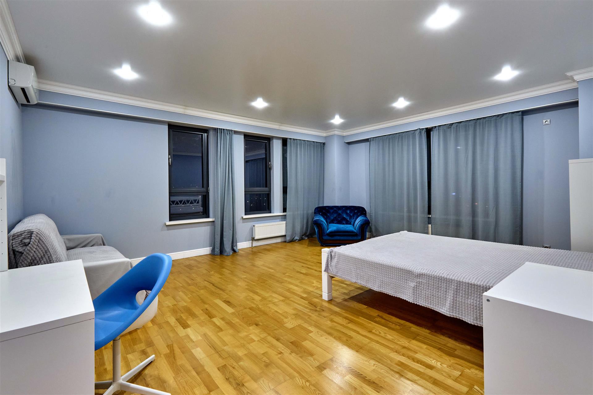 Фото №4: 2-комнатная квартира 110 м² - Краснодар, Центральный внутригородской округ, Западный внутригородской округ, жилой комплекс Центральный, мкр. Центральный, ул. Будённого, 129