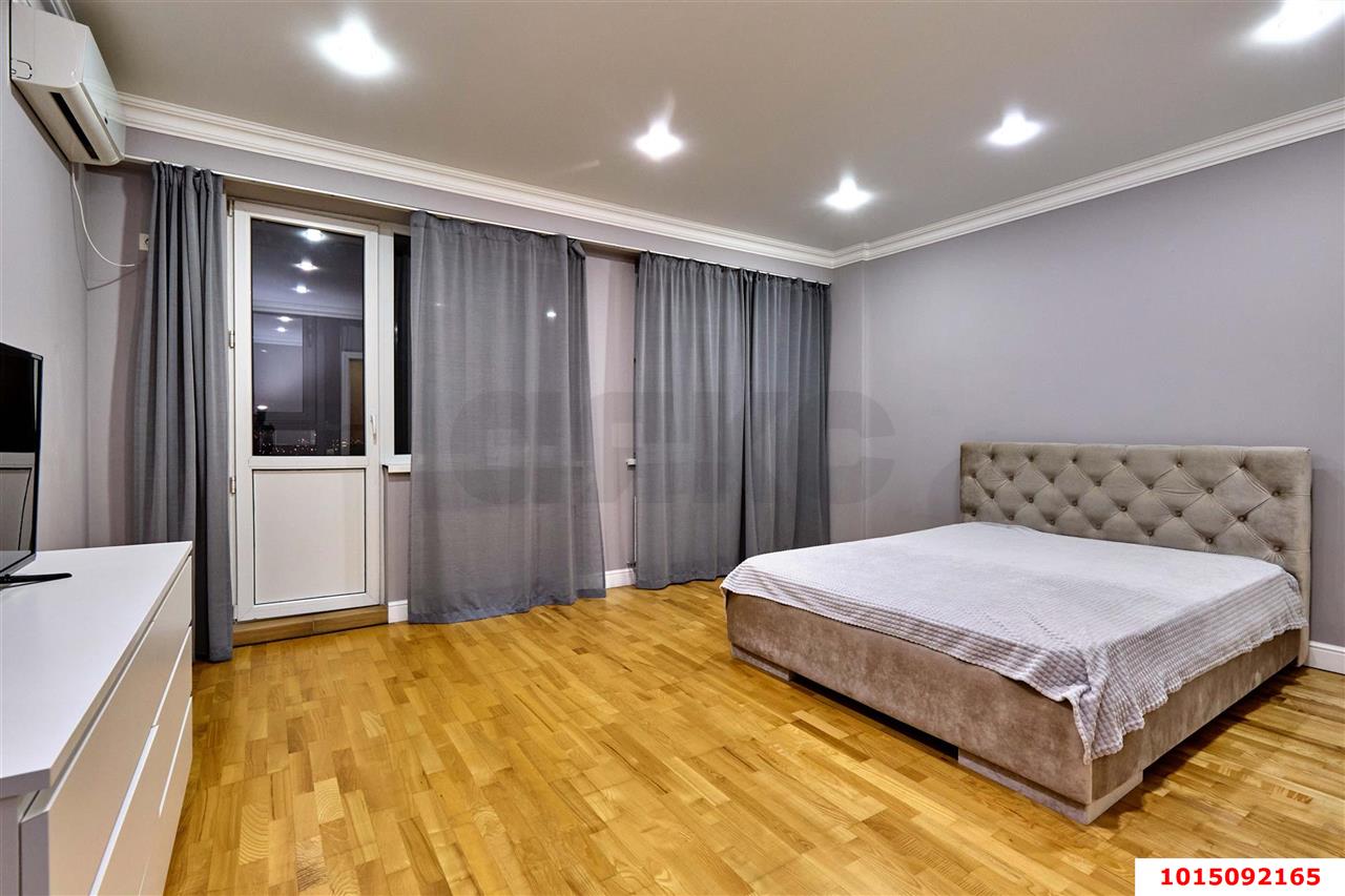 Фото №8: 2-комнатная квартира 110 м² - Краснодар, Центральный, ул. Будённого, 129