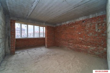 Фото №1: 1-комнатная квартира 32 м² - Российский, мкр. Прикубанский внутригородской округ, ул. Куликова Поля, 5